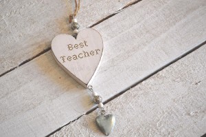 Wooden Best Teacher Hanging Heart 2