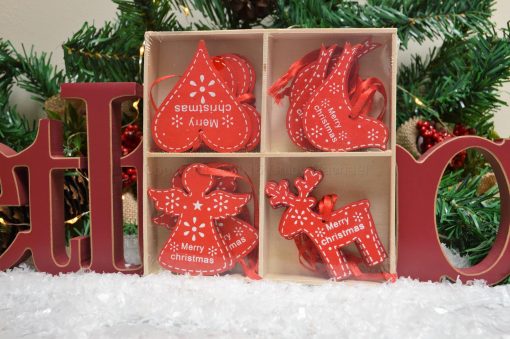 Set Of 16 Red Christmas Decorations